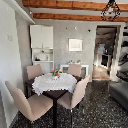 Apartman Estera